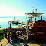 Amadria Park شيبينيك