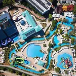 Amadria Park منتجع شيبينيك