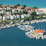 منتجع Amadria Park 4*