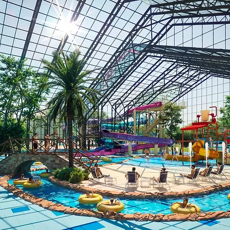 منتجع Amadria Park 4*